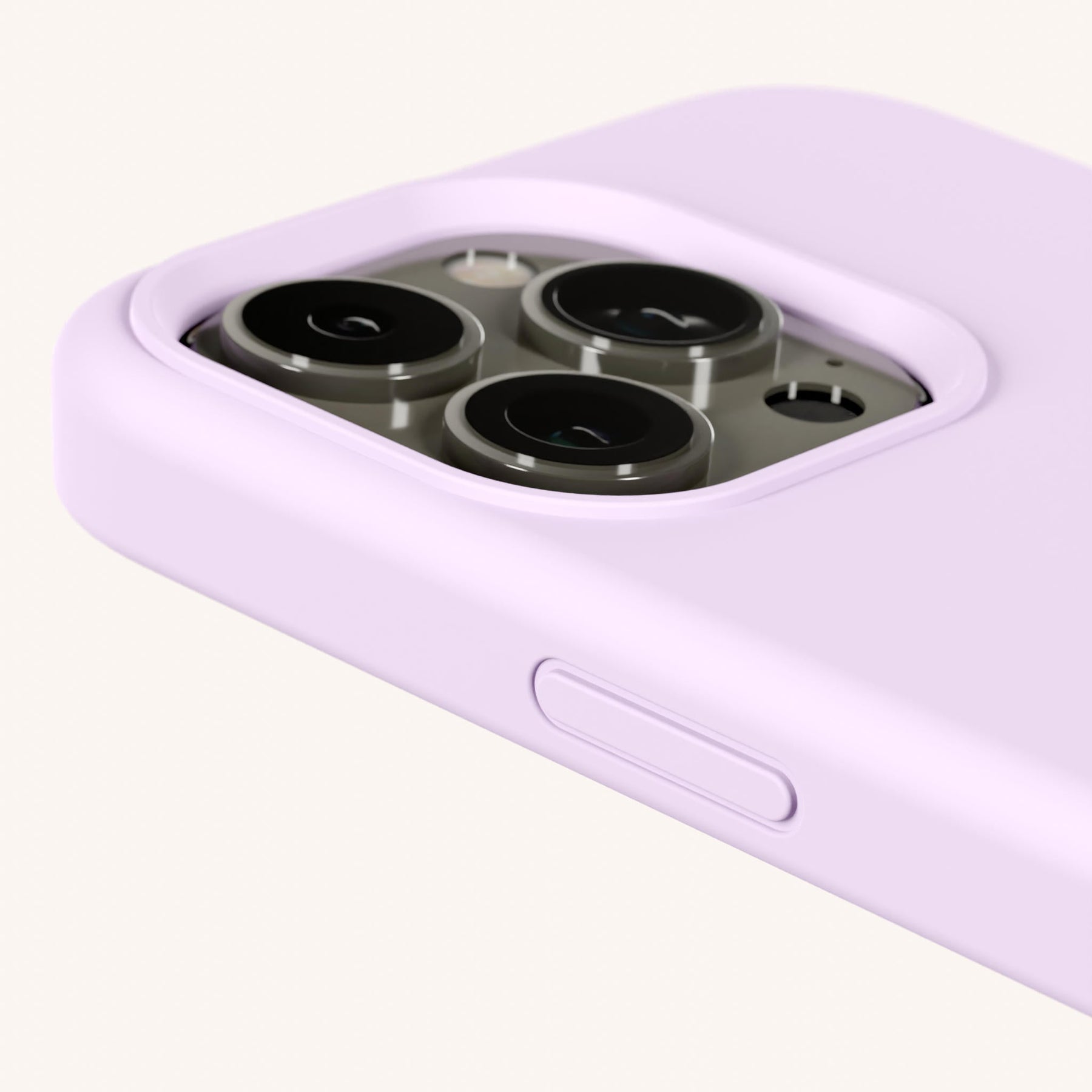 Phone Case with Eyelets in Lilac