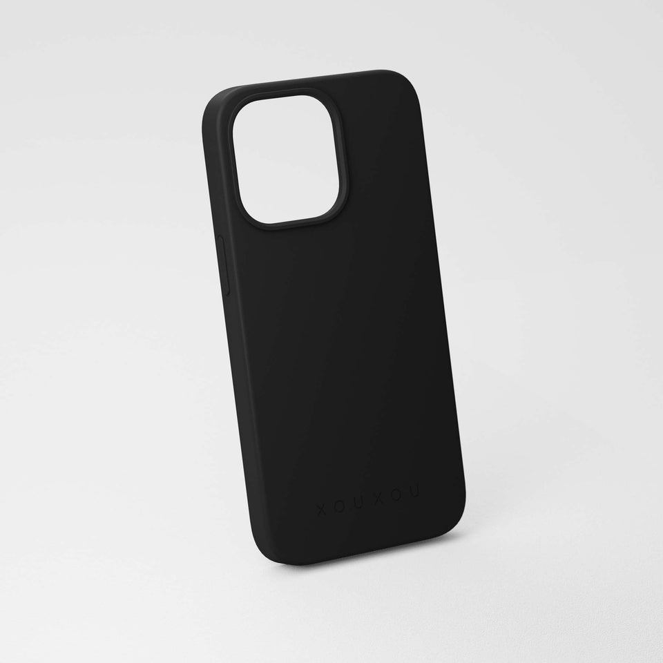 Simple Case for your iPhone 14 in matte Black | XOUXOU